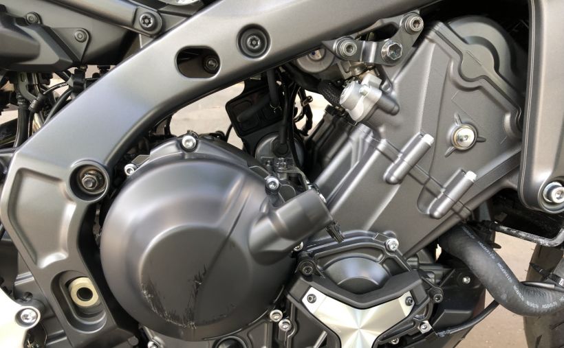 YAMAHA MT-09 14