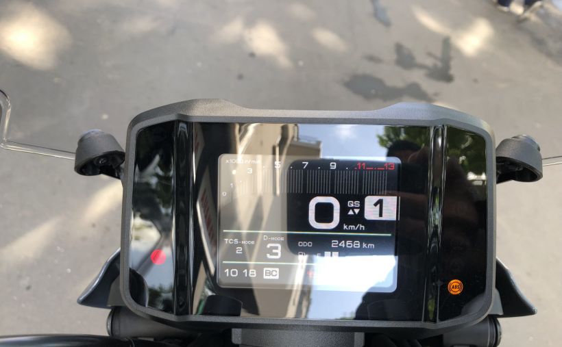 YAMAHA MT-09 15
