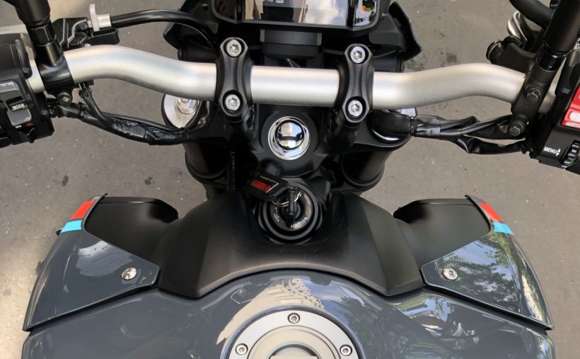 YAMAHA MT-09 19