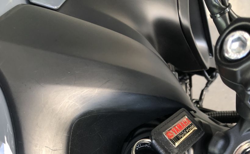 YAMAHA MT-09 21