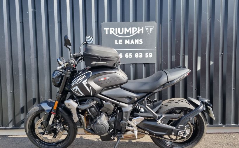 TRIUMPH TRIDENT 660 15