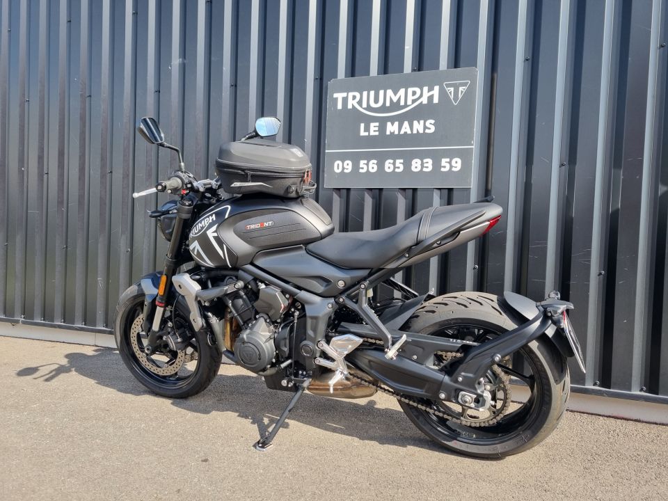 TRIUMPH TRIDENT 660 20