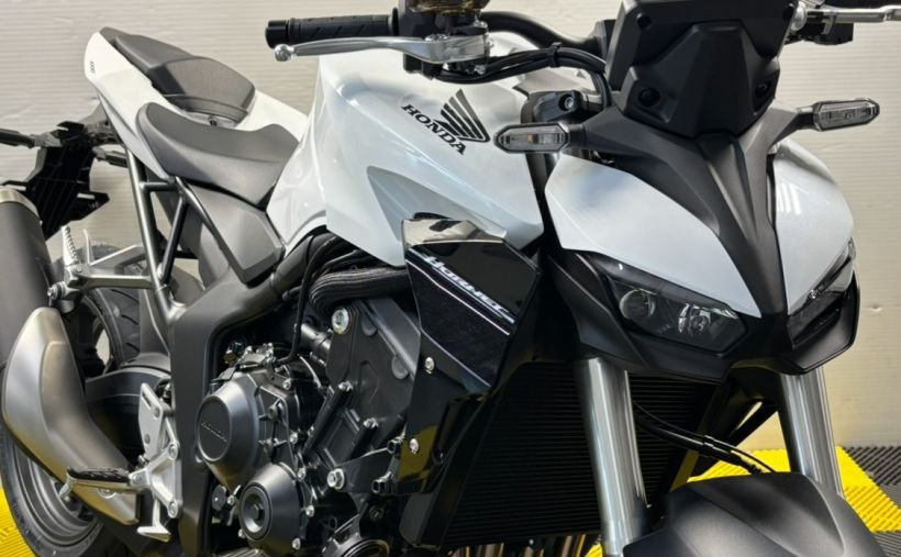HONDA CB 1000 Hornet 6