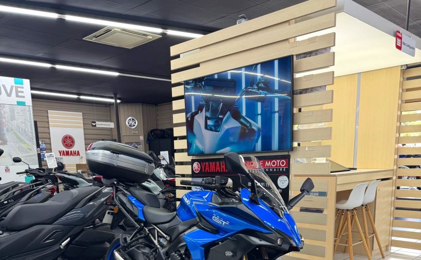 SUZUKI GSX-S 1000 GT 1