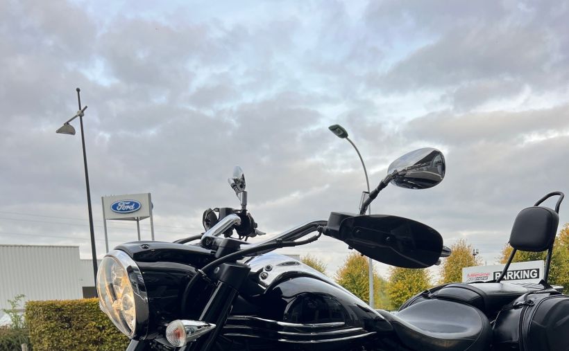 YAMAHA XV 1900 24