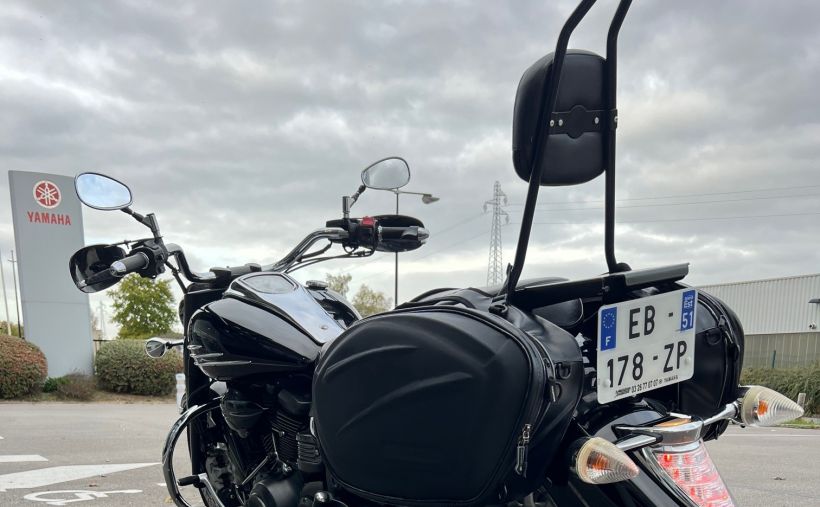 YAMAHA XV 1900 30