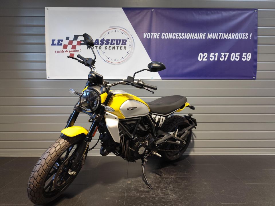 DUCATI SCRAMBLER 800 FLAT TRACK PRO 12