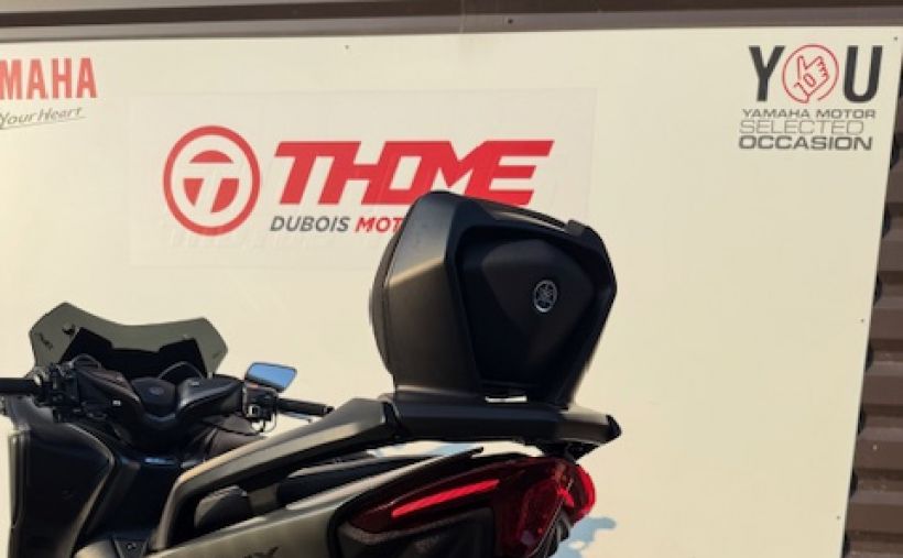 YAMAHA XP T-MAX 560 TECH MAX 8