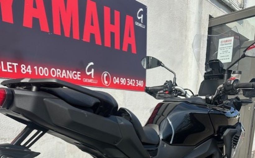 YAMAHA TRACER 9 2