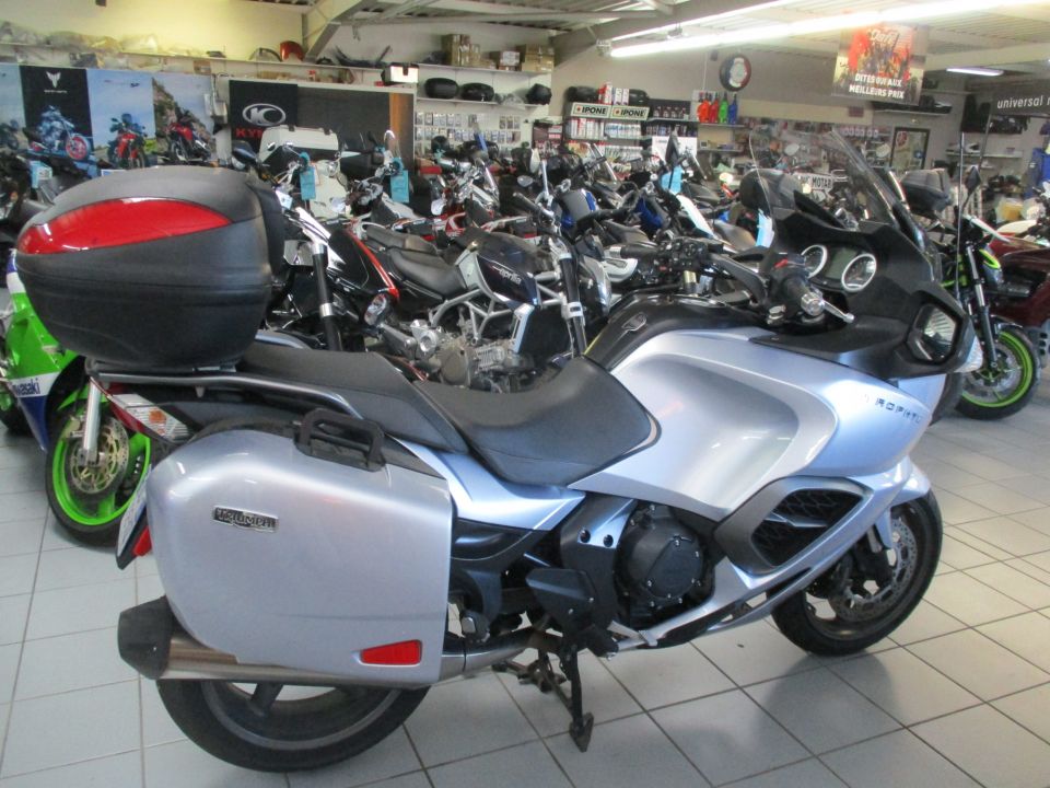 TRIUMPH TROPHY 1200 SE 20