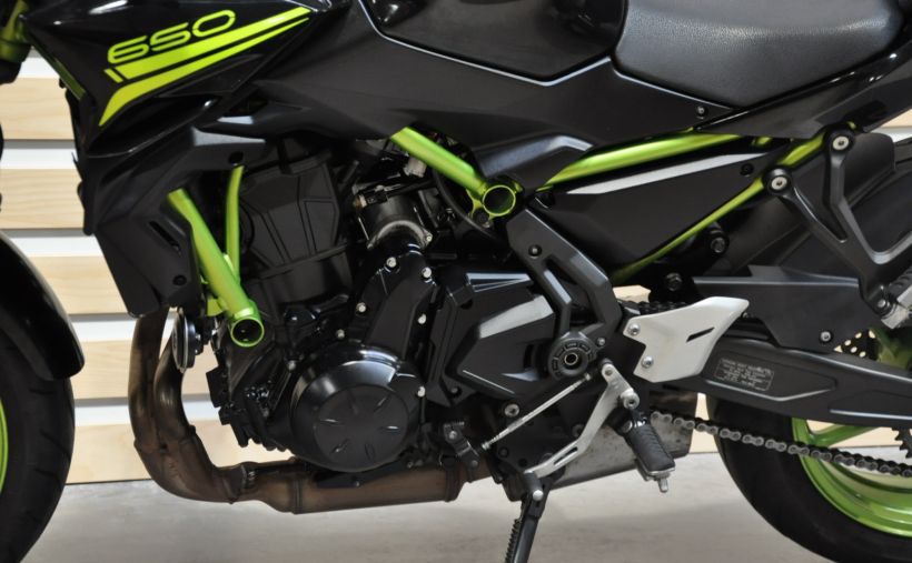 KAWASAKI Z 650 (47.5CV) 1