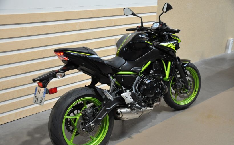 KAWASAKI Z 650 (47.5CV) 10