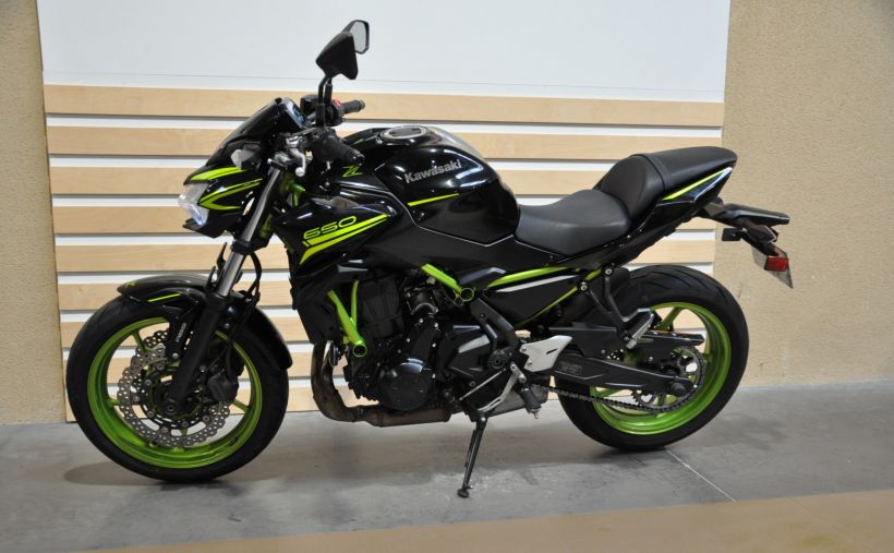 KAWASAKI Z 650 (47.5CV) 14