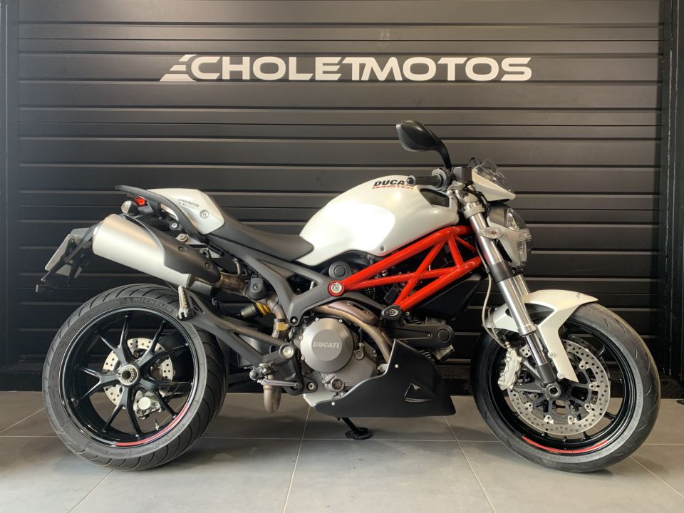 DUCATI 796 MONSTER 0