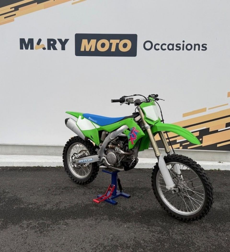 KAWASAKI KXF 250 26