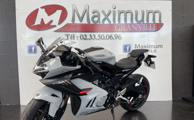 CF MOTO 675 SR-R 6