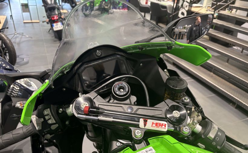 KAWASAKI ZX-10R 10