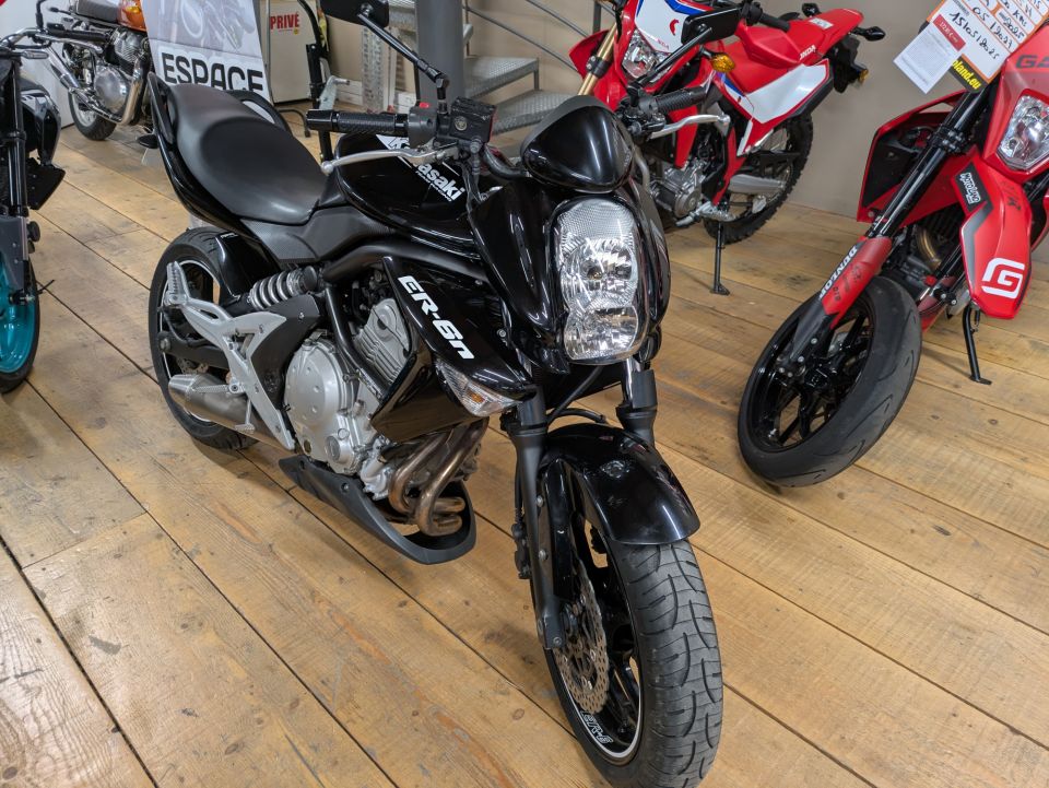 KAWASAKI ER-6 40