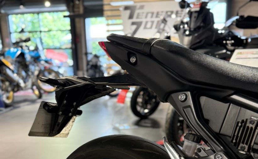 YAMAHA MT-09 1