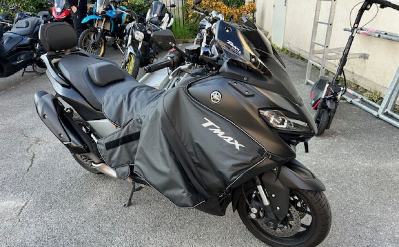 YAMAHA XP T-MAX 560 0