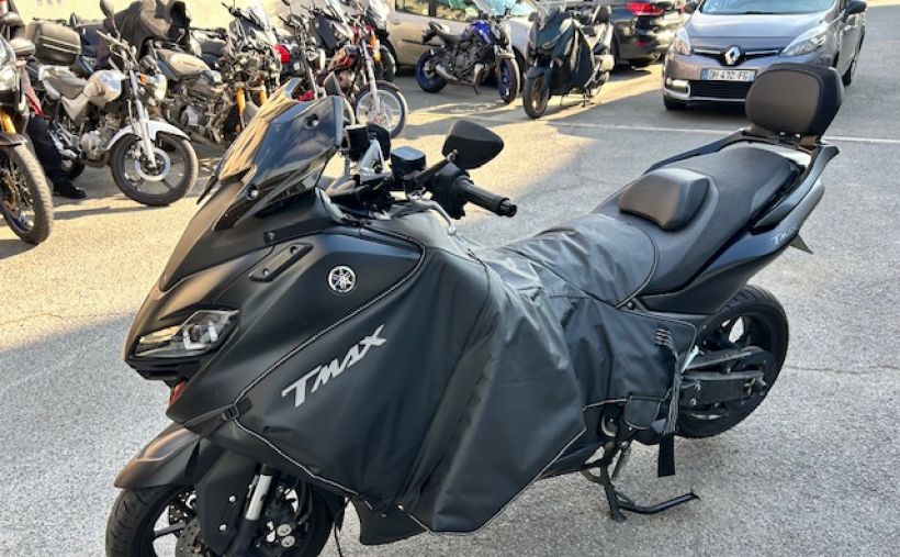 YAMAHA XP T-MAX 560 1