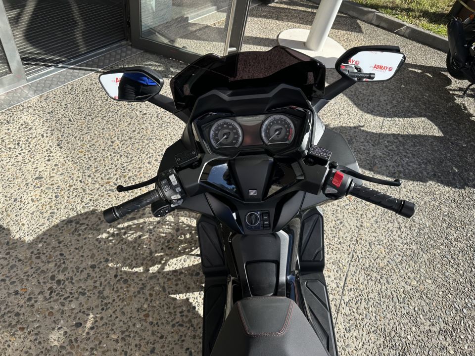 HONDA NSS FORZA 350 3