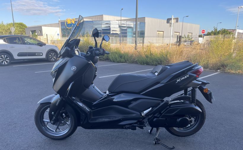 YAMAHA XMAX 125 TECH MAX 0