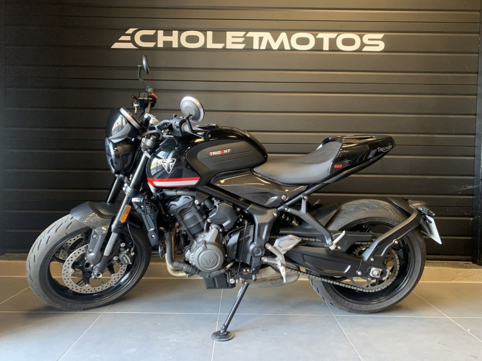 TRIUMPH TRIDENT 660 20