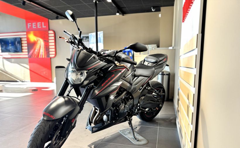 SUZUKI GSX-S 750 2