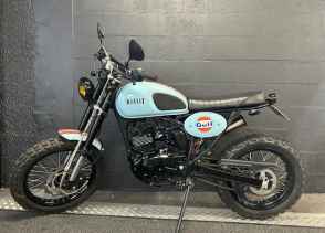 BULLIT MOTORCYCLES HERO 125 GULF - 2019