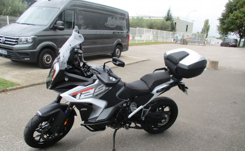 KTM 1290 SUPER ADVENTURE S 9