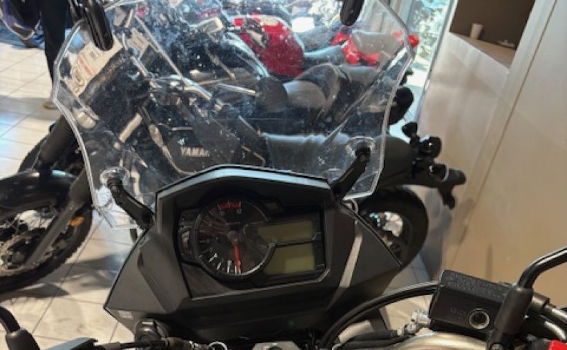 SUZUKI DL V-Strom 650 2