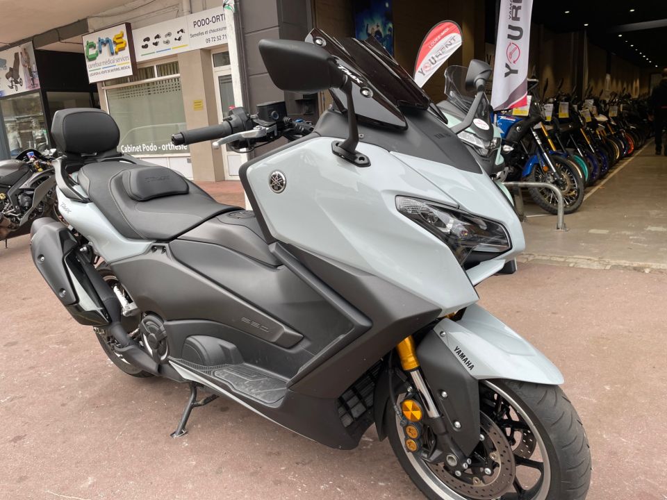 YAMAHA XP T-MAX 560 TECH MAX 1