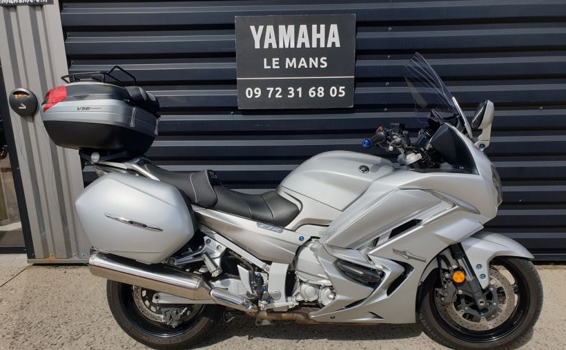 YAMAHA FJR 1300 AE 0