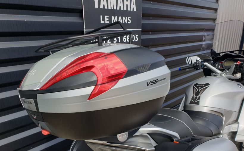 YAMAHA FJR 1300 AE 10