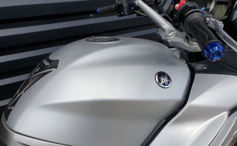 YAMAHA FJR 1300 AE 20