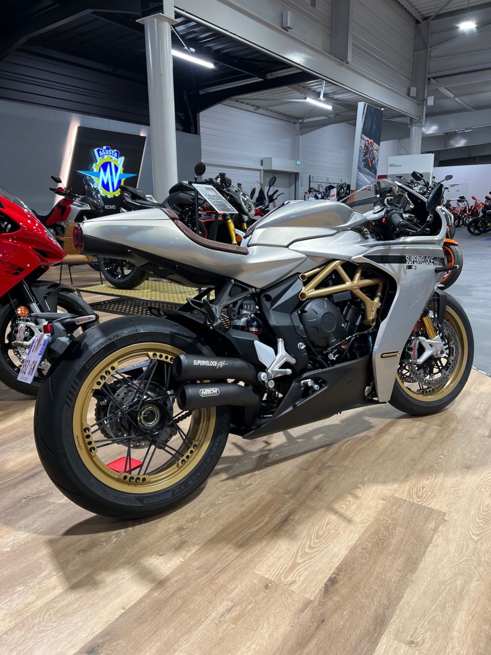 MV AGUSTA SUPERVELOCE S 6