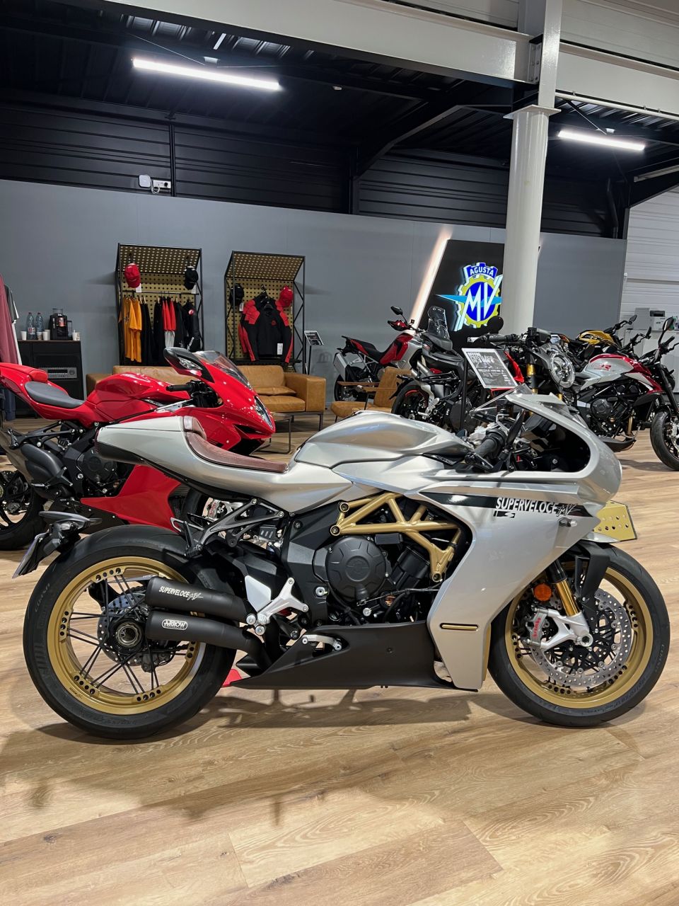MV AGUSTA SUPERVELOCE S 12