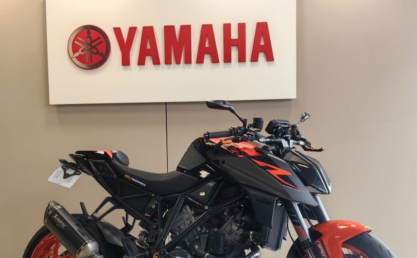KTM 1290 SUPER DUKE R 12