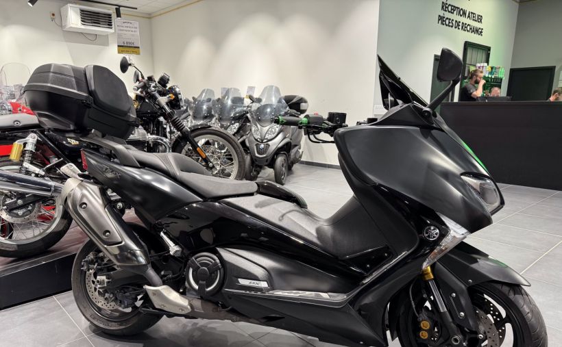 YAMAHA XP T-MAX 530 DX 1