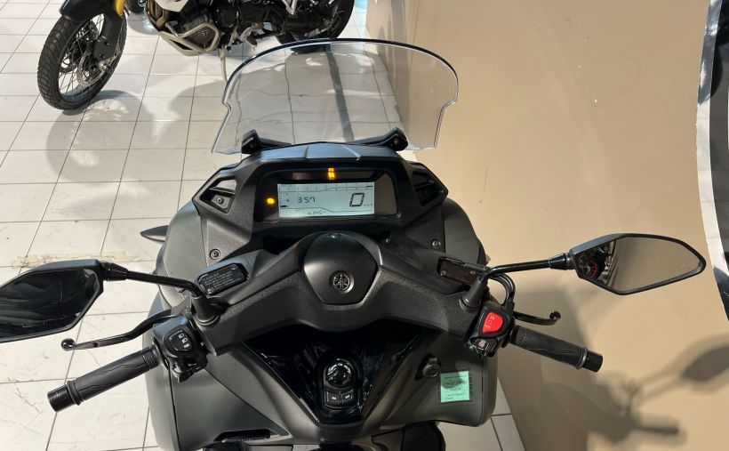 YAMAHA TRICITY 300 2