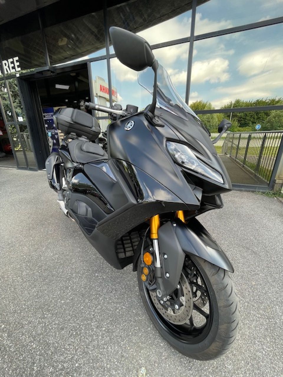 YAMAHA XP T-MAX 560 TECH MAX 2