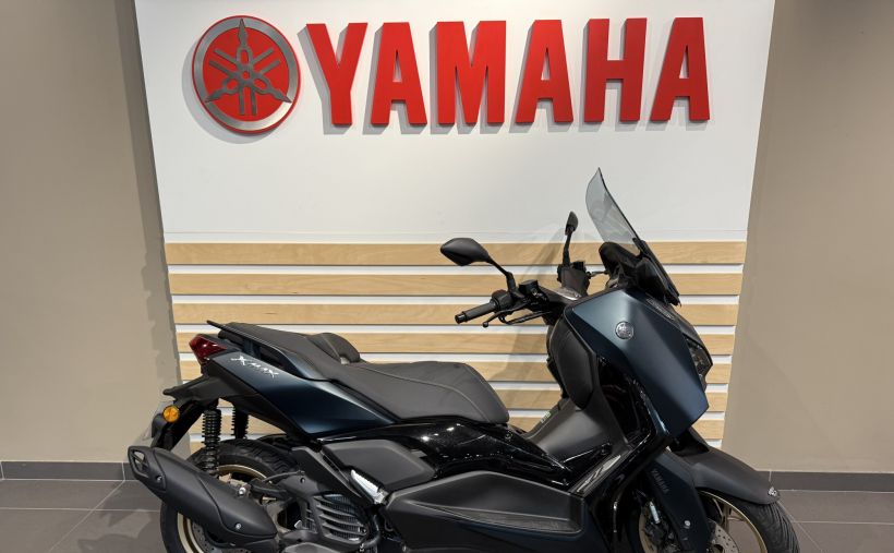 YAMAHA XMAX 125 TECH MAX 0