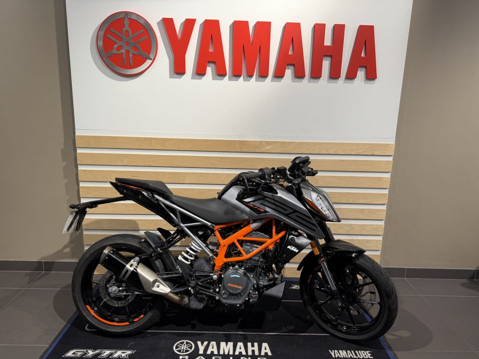 KTM 125 DUKE ABS 0