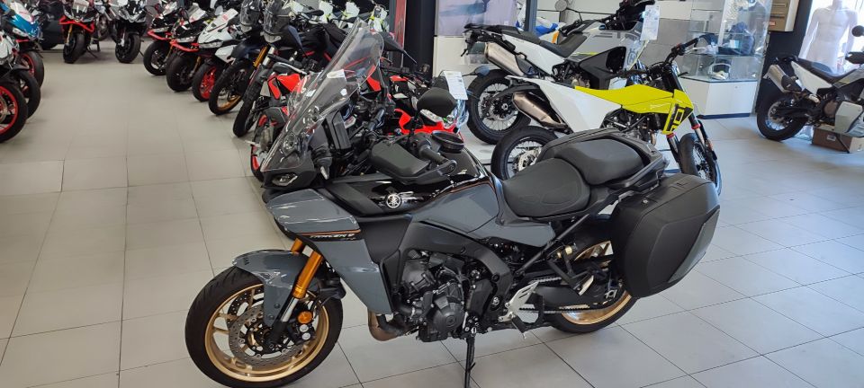 YAMAHA TRACER 9 GT+ 18