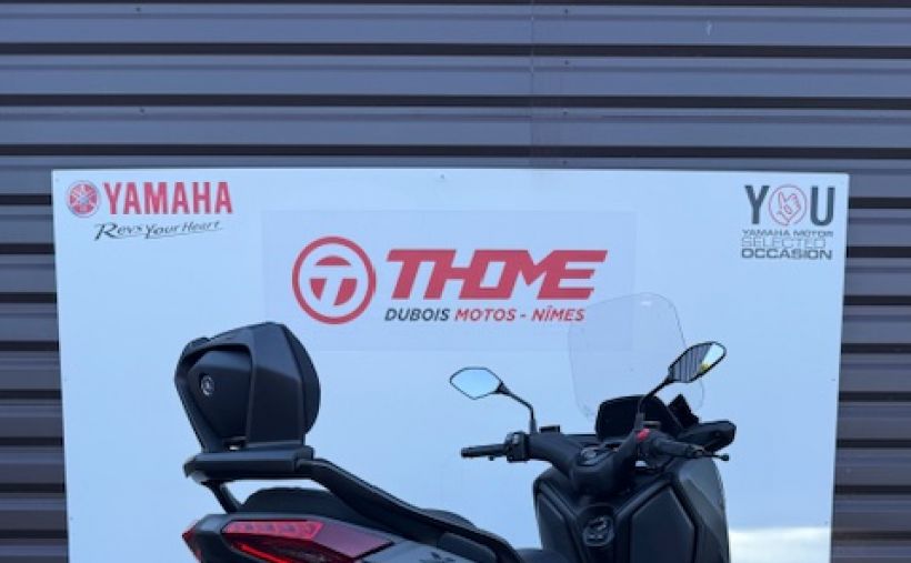 YAMAHA XMAX 300 6
