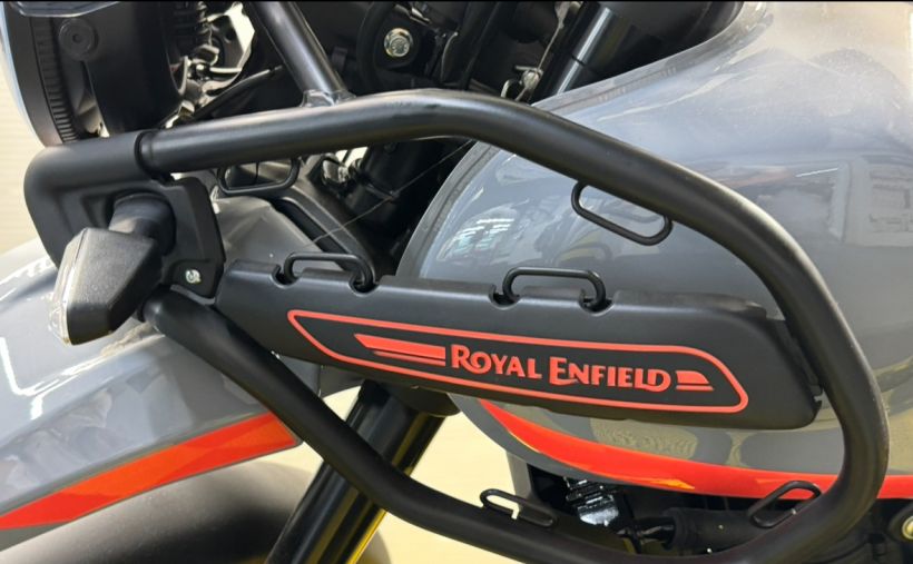 ROYAL ENFIELD HYMALAYAN 400 5