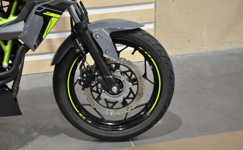 KAWASAKI Z-125 2