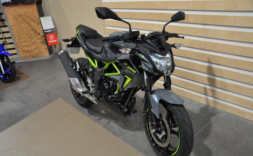 KAWASAKI Z-125 6