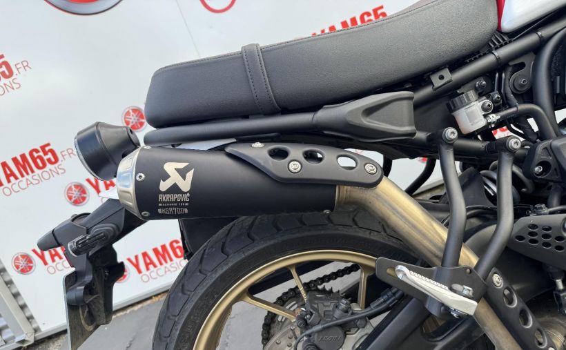 YAMAHA XSR 700 XTRIBUTE 4